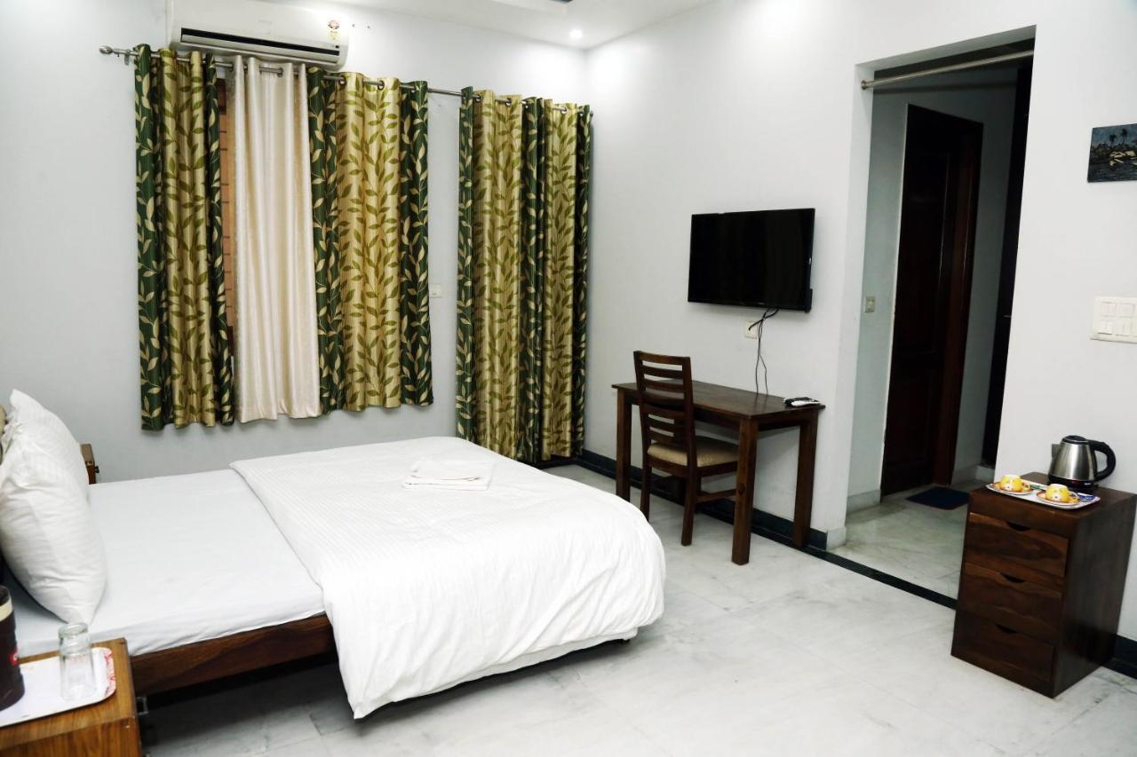 J P Residency Hotel Grander Noida Exterior foto